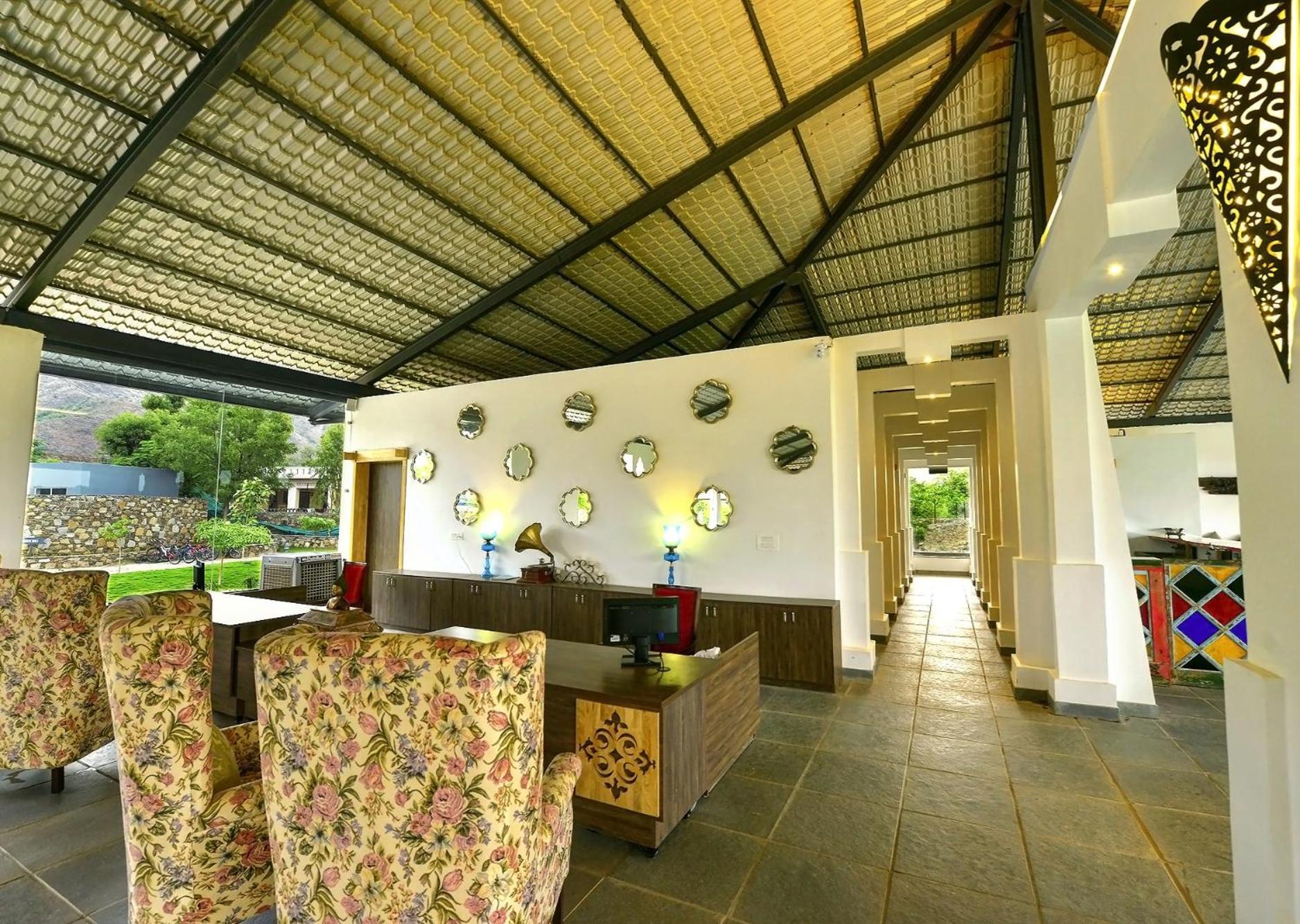 Tatsaraasa Resort & Spa, Udaipur Buitenkant foto