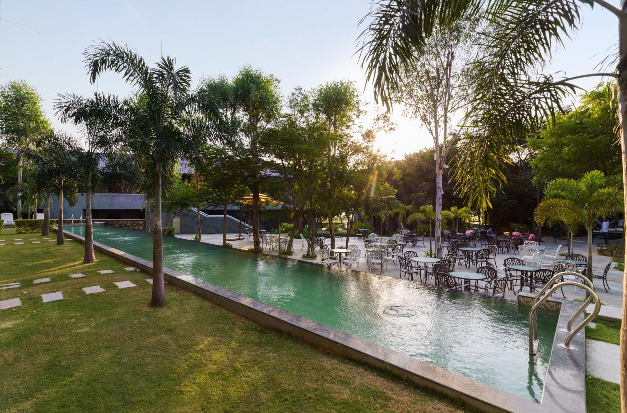 Tatsaraasa Resort & Spa, Udaipur Buitenkant foto