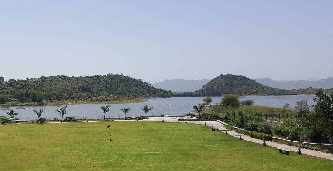 Tatsaraasa Resort & Spa, Udaipur Buitenkant foto