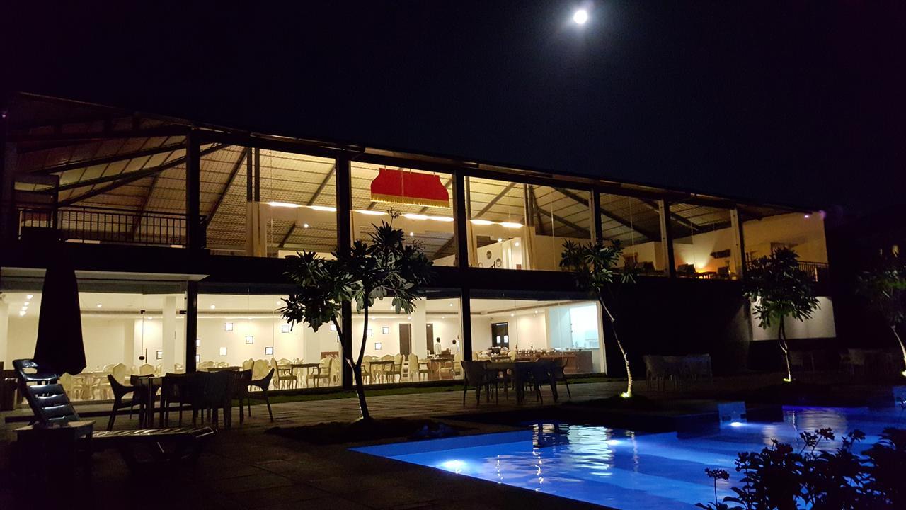Tatsaraasa Resort & Spa, Udaipur Buitenkant foto