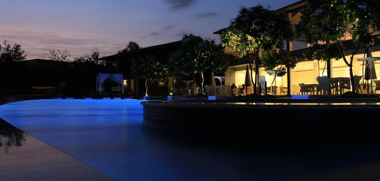 Tatsaraasa Resort & Spa, Udaipur Buitenkant foto